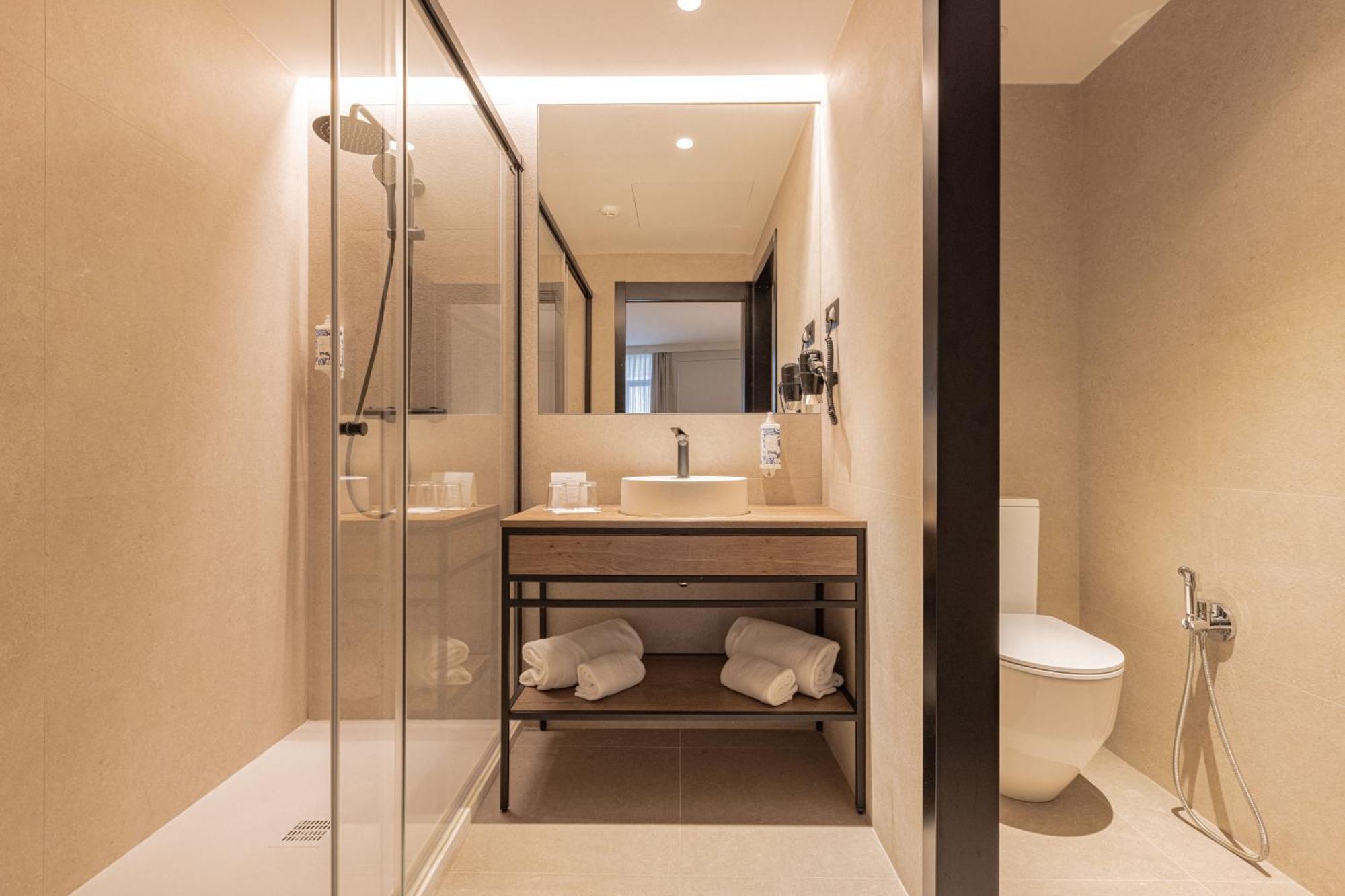 Bilder Boutique Hotel Билбао Екстериор снимка